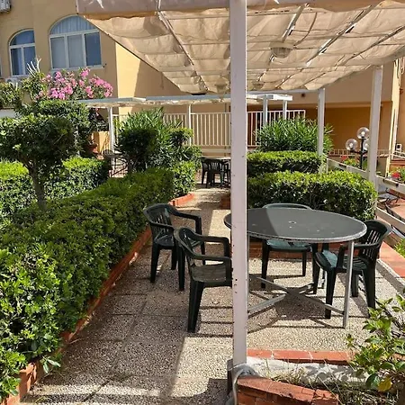 Athena Mondello Apartment *