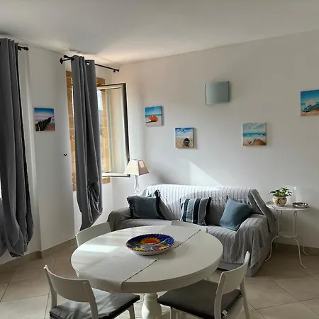 Athena Mondello Apartment