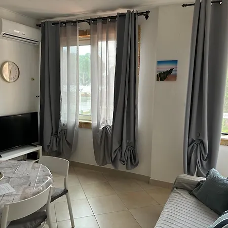 Athena Mondello Apartment